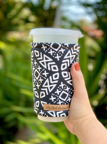 Black and White Mod Cloth Coffee Cozy